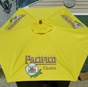 Pacifico 6-Panel Umbrella
